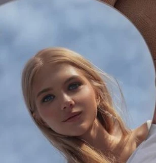 ChloeLins Snapshot